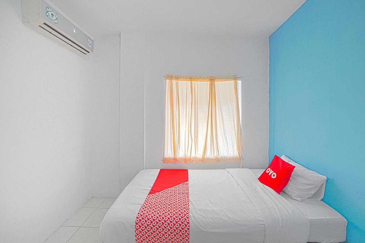 OYO 90637 Rumah Ni Karo Medan Luaran gambar